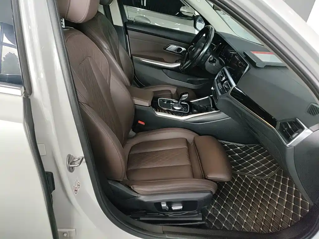 BMW 3 Series — миниатюра 25