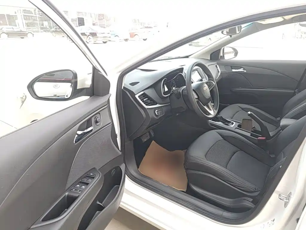 Chevrolet Cavalier — миниатюра 16
