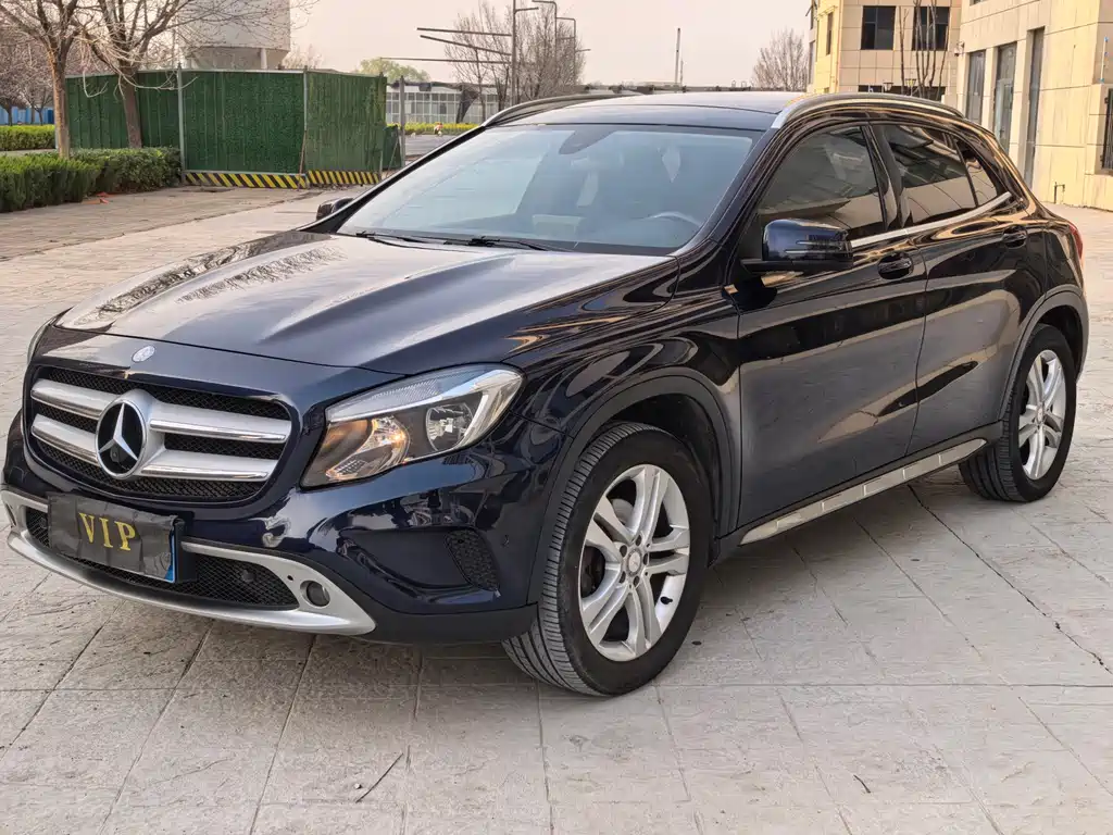 Mercedes-Benz GLA 2016