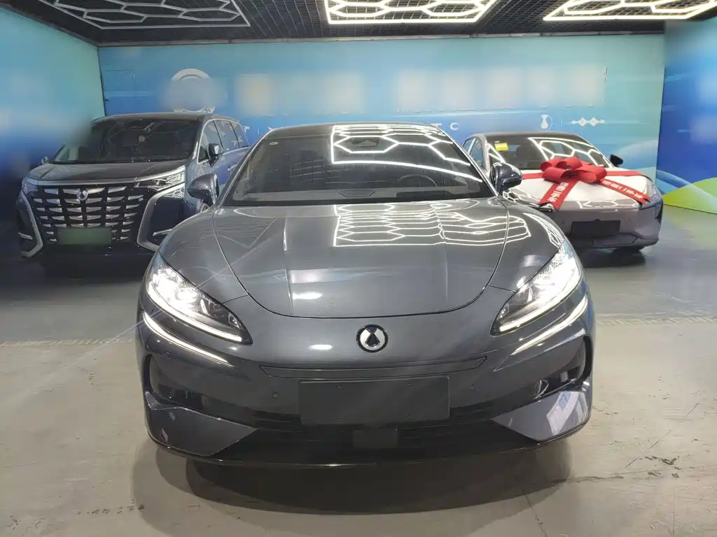 Denza Denza Z9 — миниатюра 3