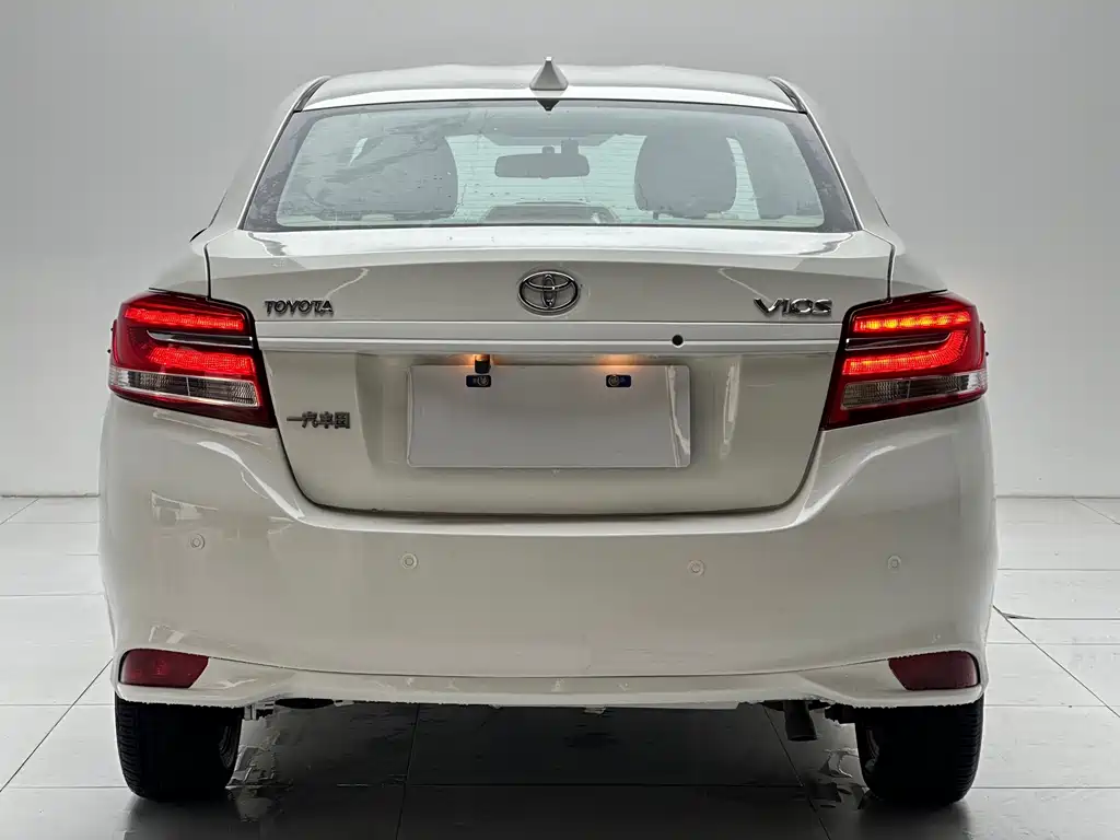 Toyota Vios 1.5L CVT Innovation Edition, фото 8