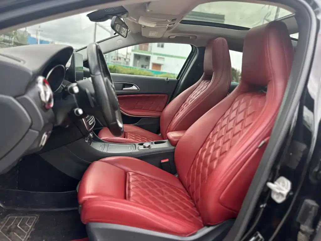 Mercedes-Benz GLA — миниатюра 9