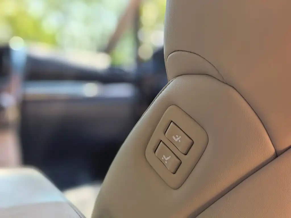 Toyota Vellfire — миниатюра 15