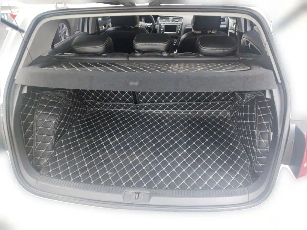 Volkswagen Golf — миниатюра 10