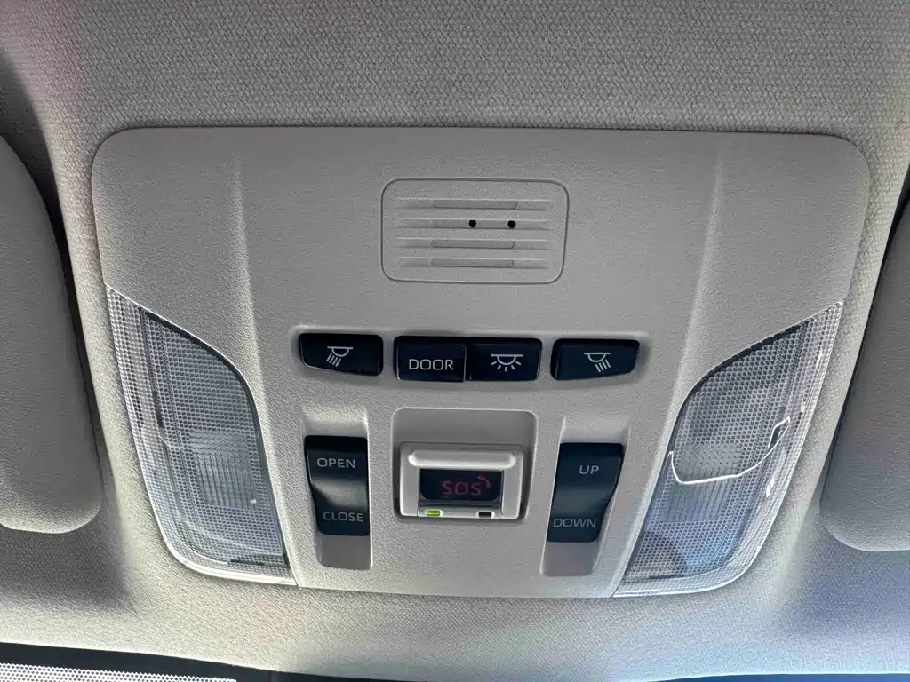 Toyota Corolla — миниатюра 14
