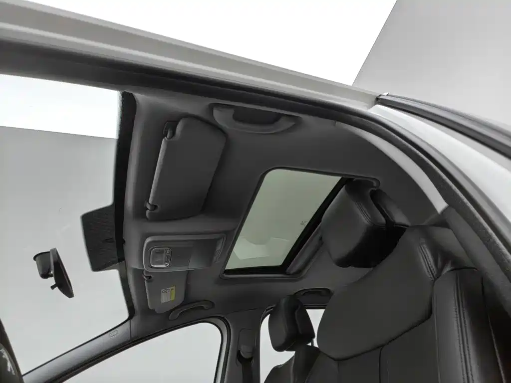 Peugeot 3008 — миниатюра 14