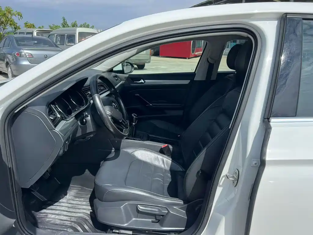 Volkswagen Lamando — миниатюра 5
