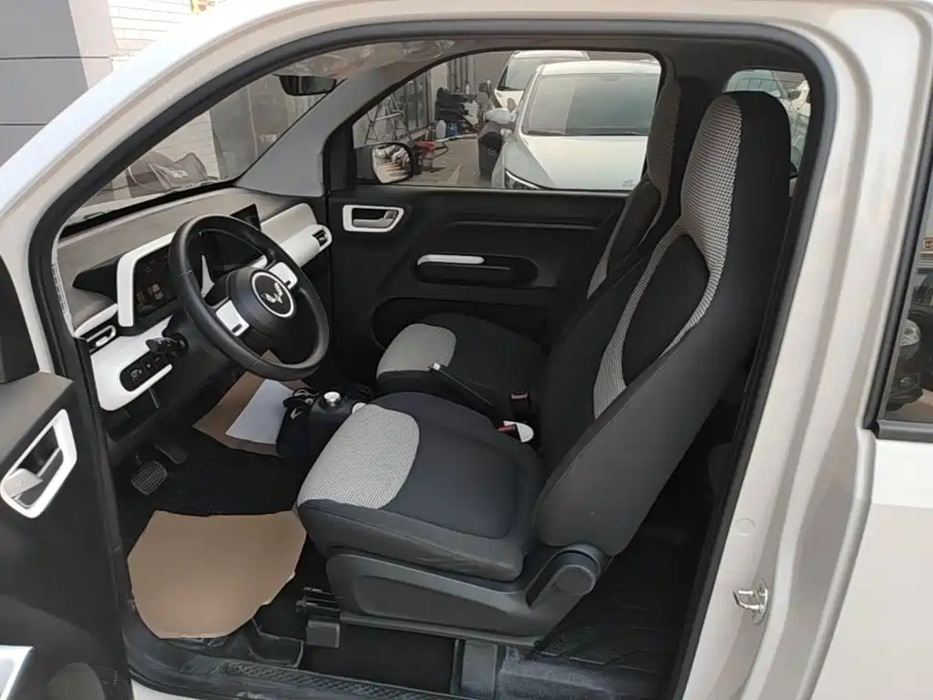 Wuling MINIEV — миниатюра 15