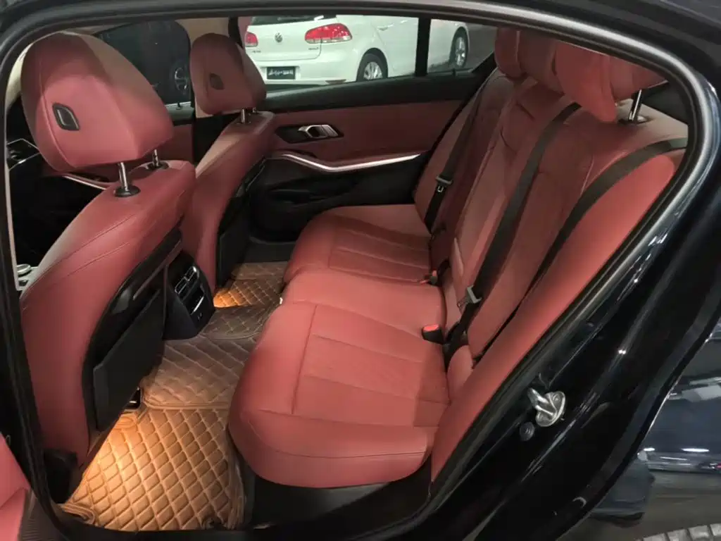BMW 3 Series — миниатюра 17