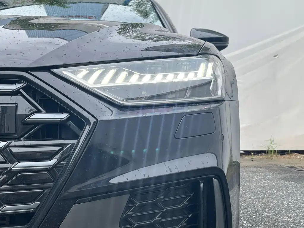 Audi A7L 2025 45 TFSI Luxury