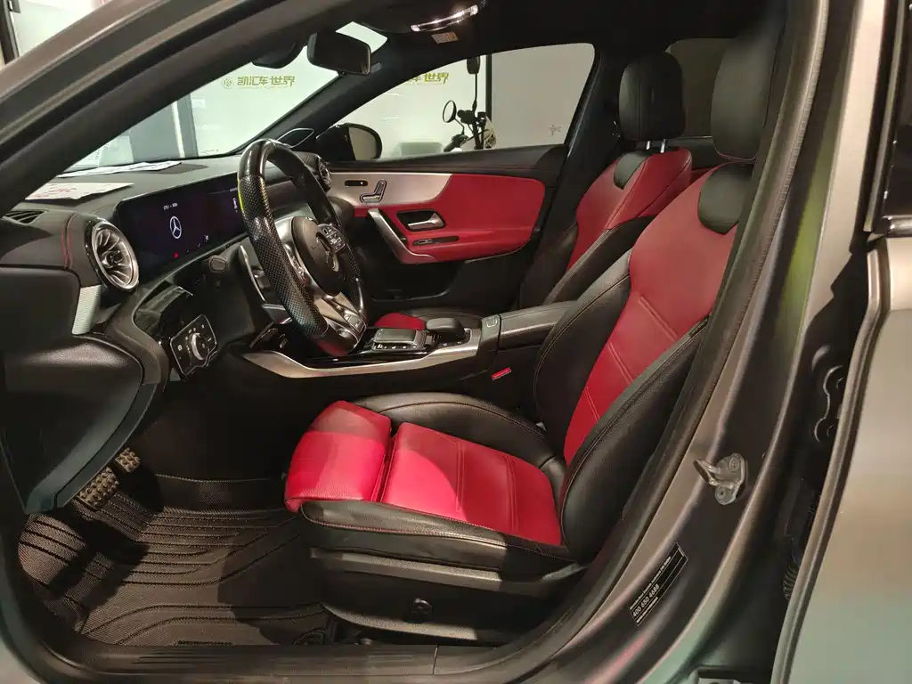 Mercedes-Benz A-Class AMG — миниатюра 4