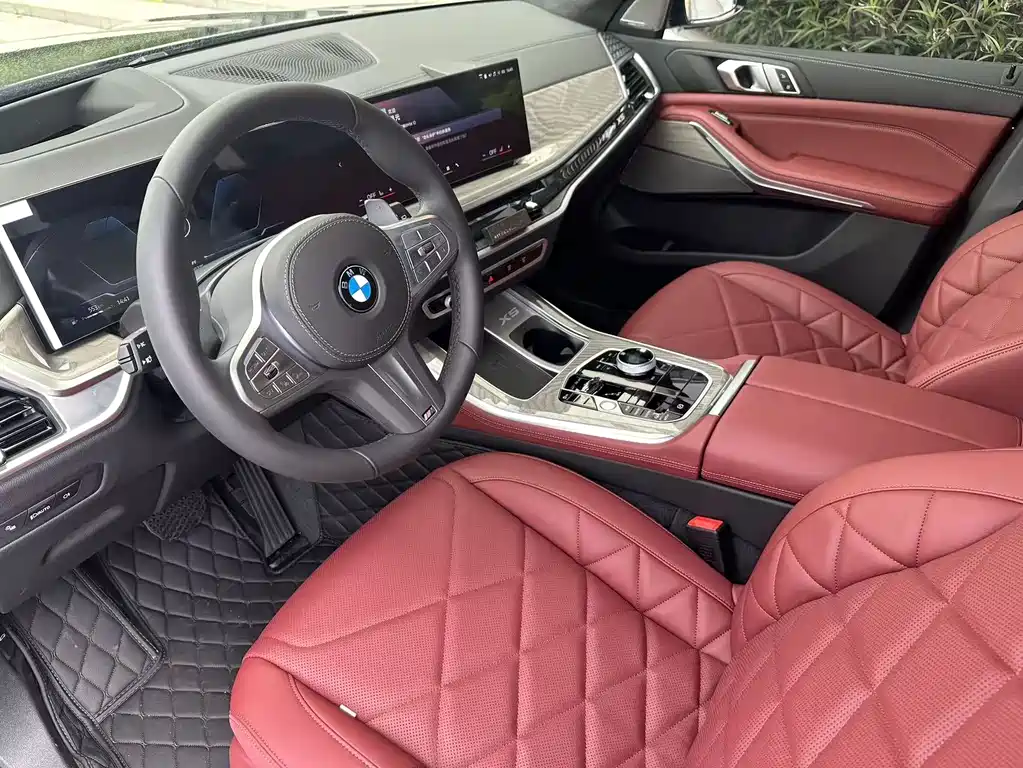 BMW X5 2026 xDrive 40Li M Sport