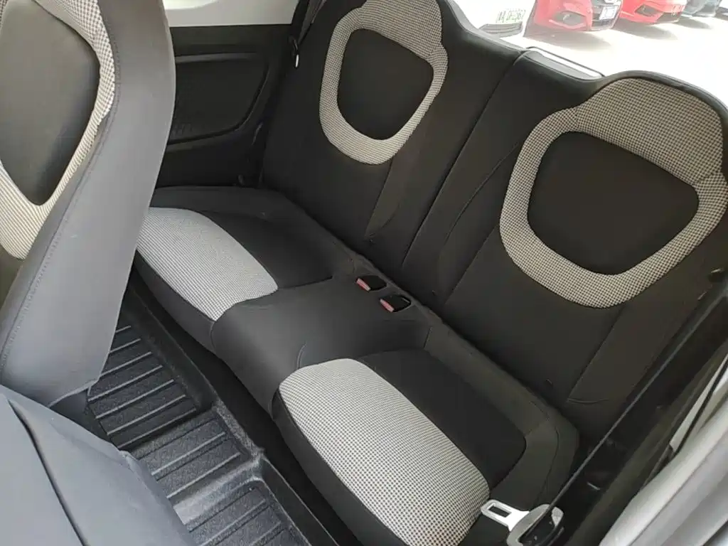 Wuling MINIEV — миниатюра 17
