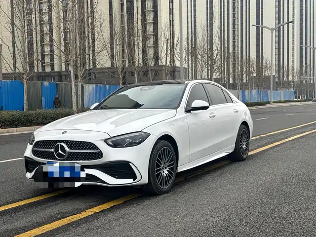 MERCEDES-BENZ C CLASS 2025