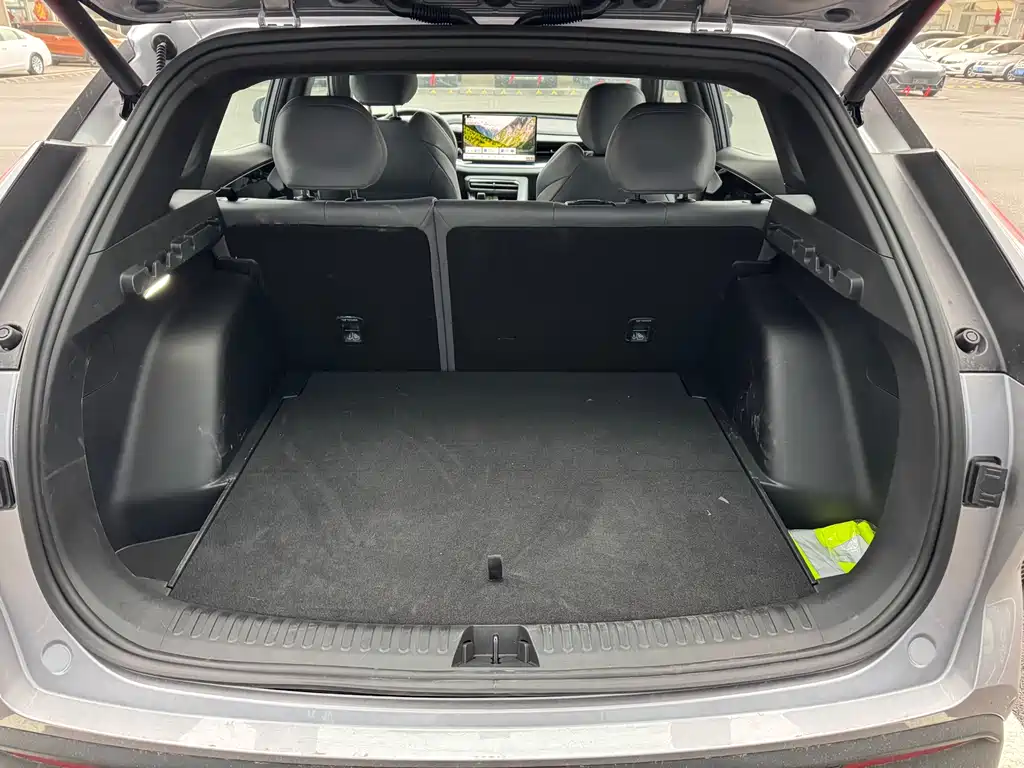 GEELY AUTOMOBILE BOYUE