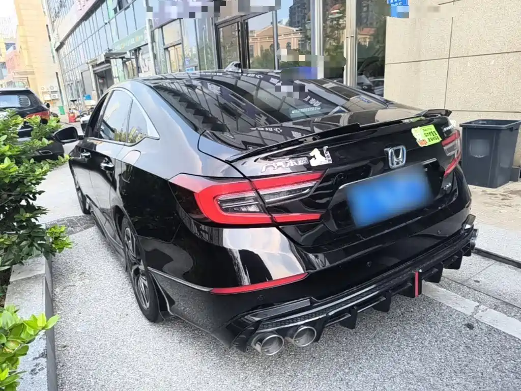 Honda Accord — миниатюра 5