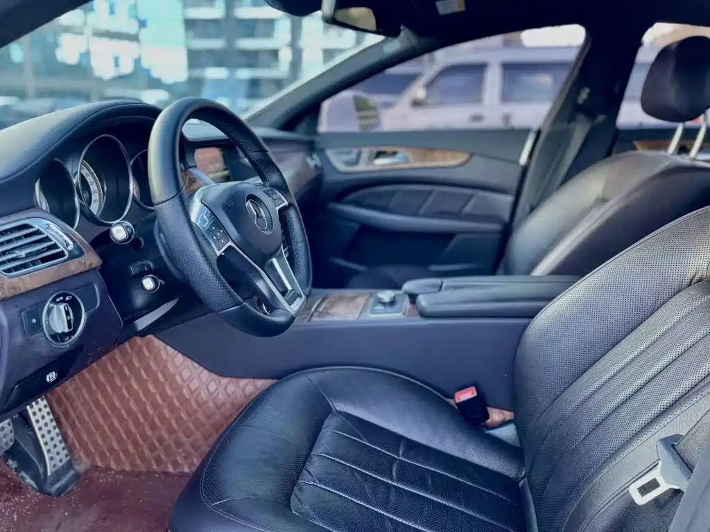 Mercedes-Benz CLS — миниатюра 6