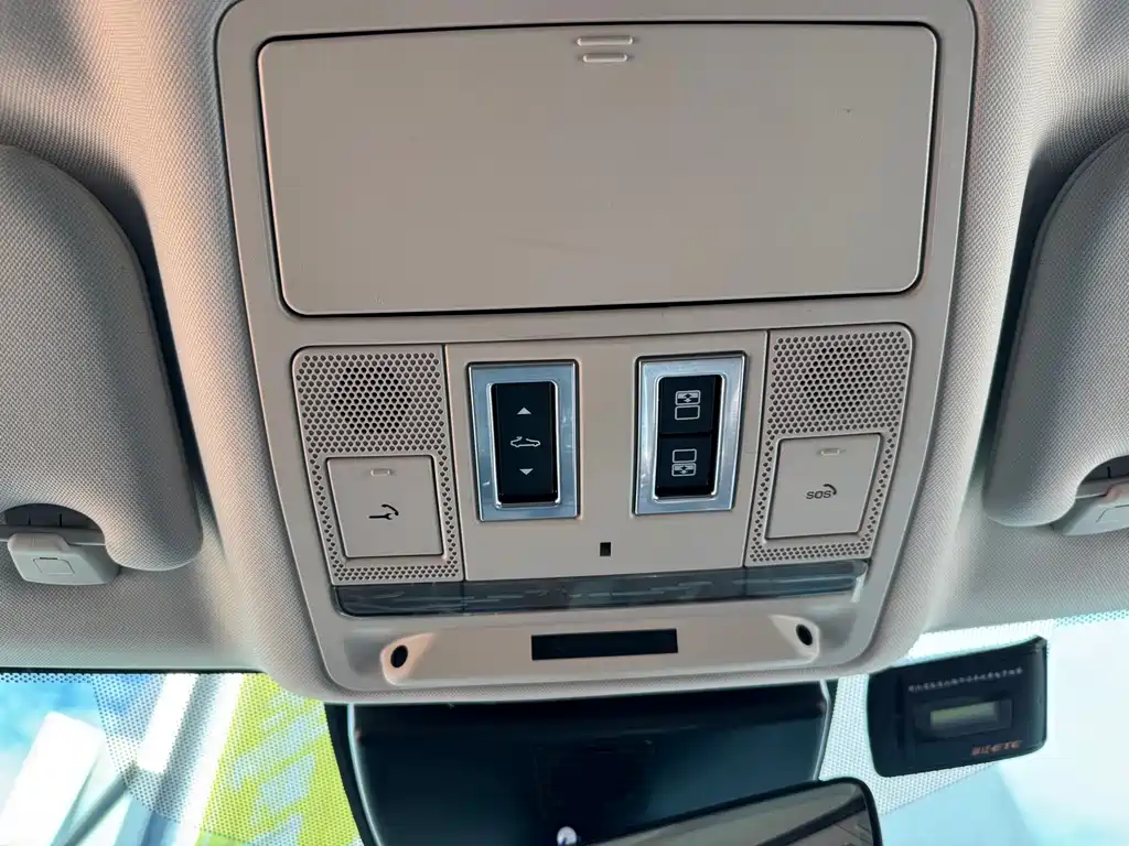 Jaguar XEL — миниатюра 29