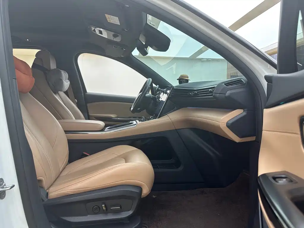 NIO ES6 — миниатюра 17