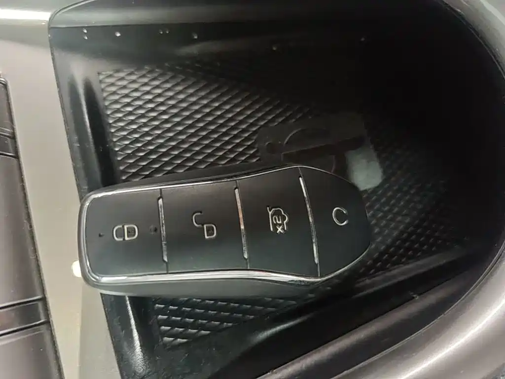 BYD Dolphin — миниатюра 9