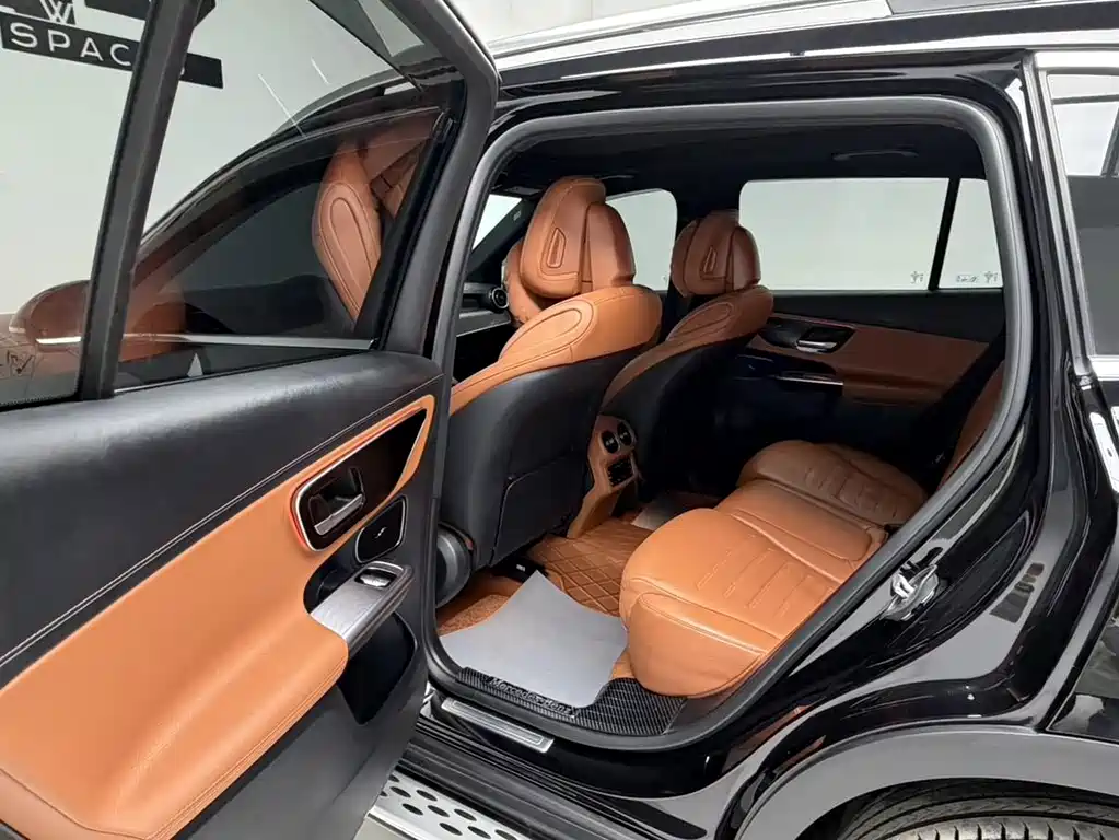 Mercedes-Benz GLC — миниатюра 11