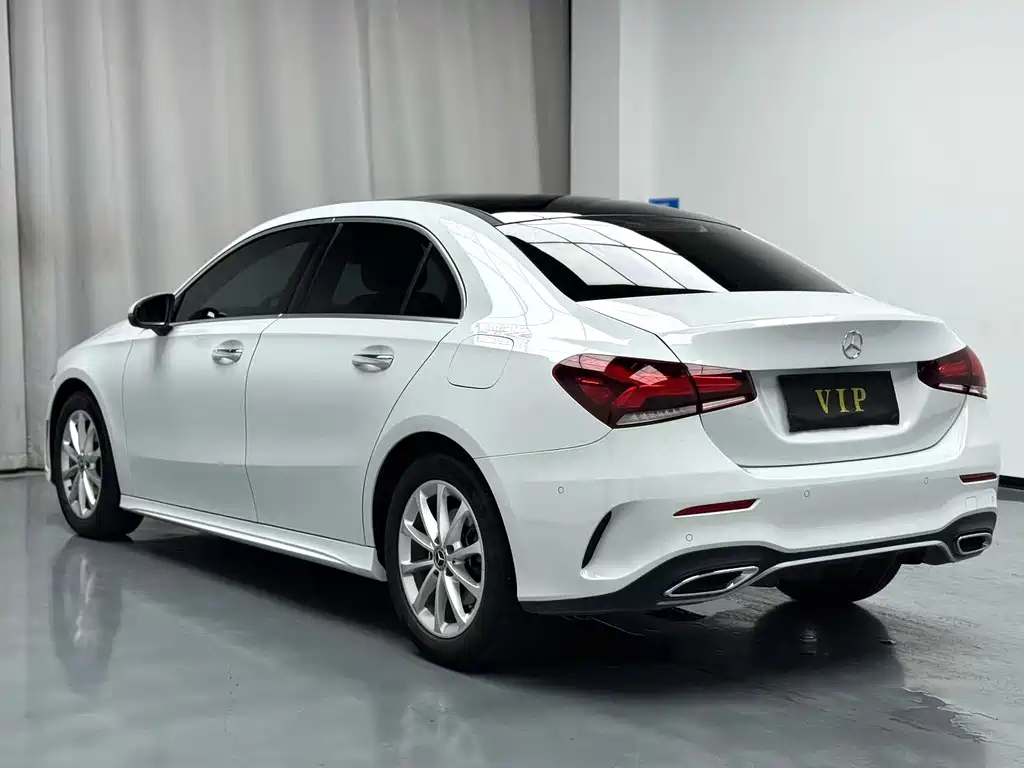 Mercedes-Benz A-Class — миниатюра 8