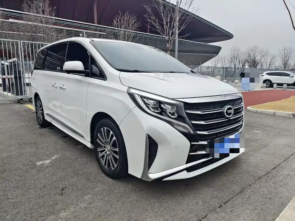 GAC TRUMPCHI M8