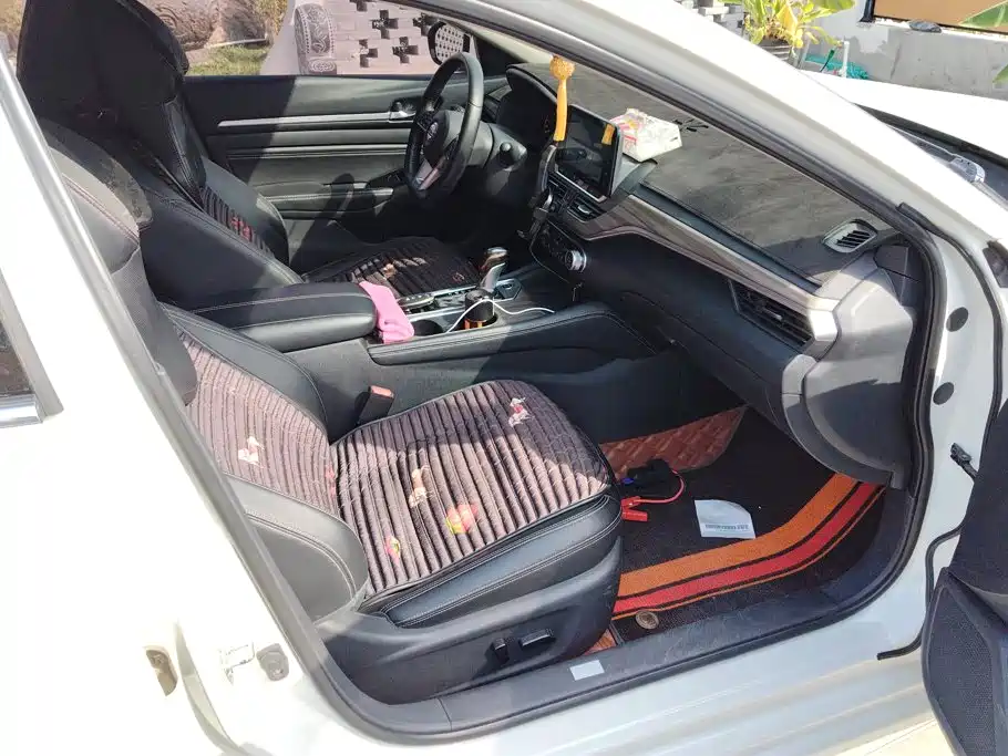 Nissan Teana — миниатюра 8
