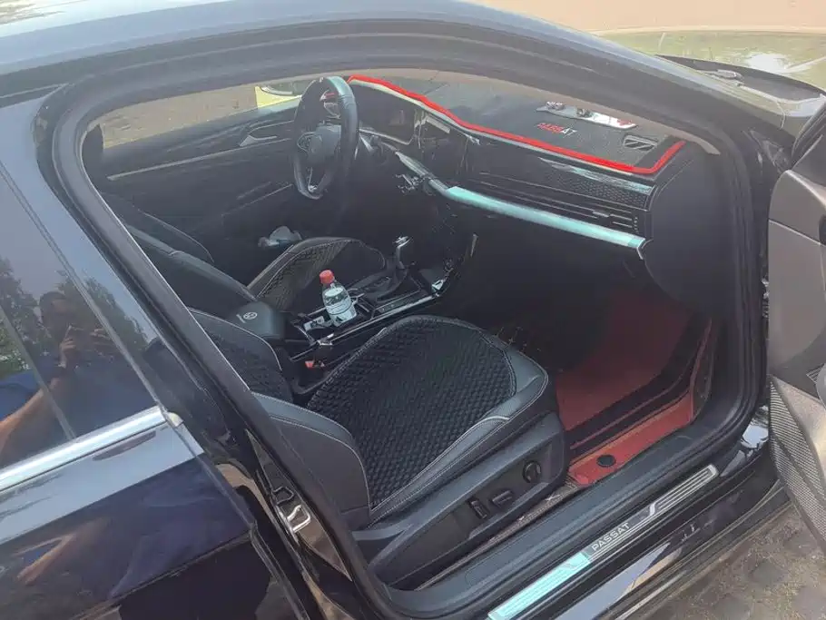 Volkswagen Passat — миниатюра 8