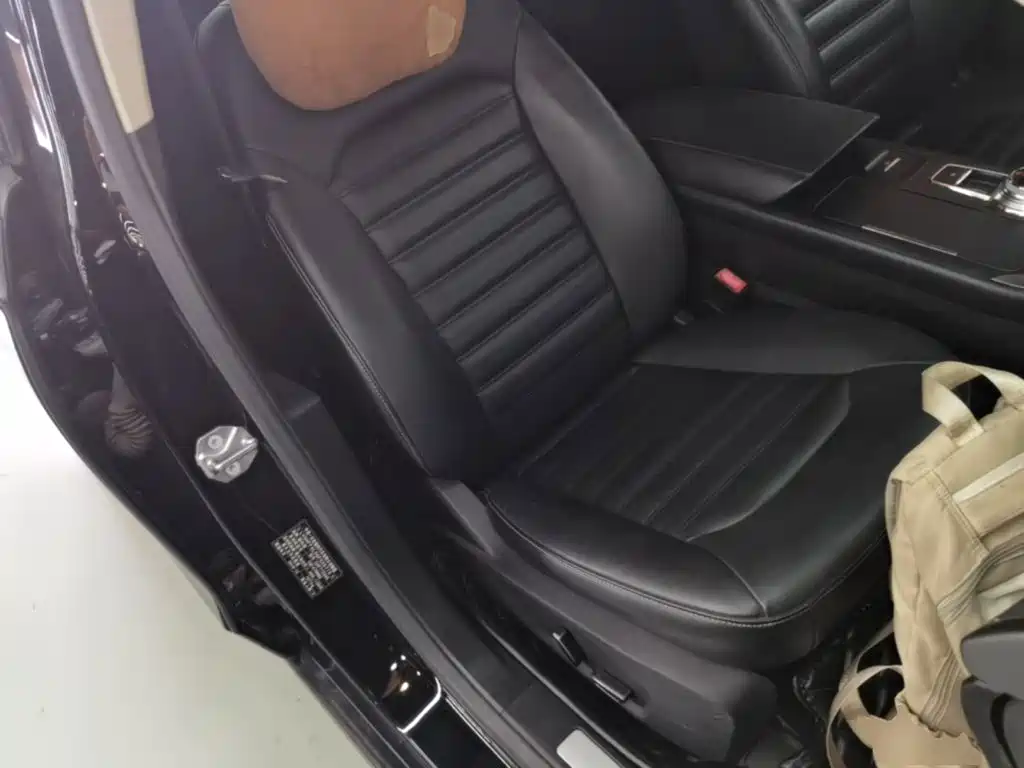 Ford Mondeo — миниатюра 25