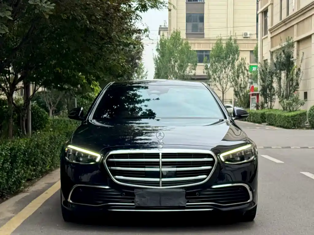 Mercedes-Benz S-Class 2023