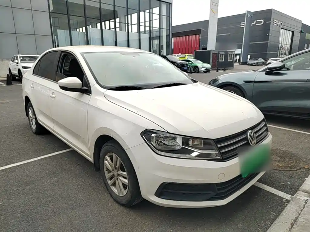 Volkswagen Santana — миниатюра 4