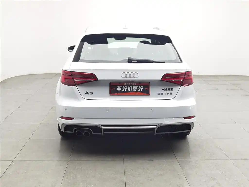 Audi A3 2018 30 Sportback 35 TFSI Sport