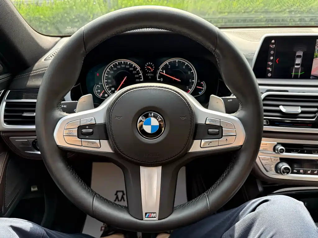 BMW 7 Series 7 2018 740Li Lead M Sport