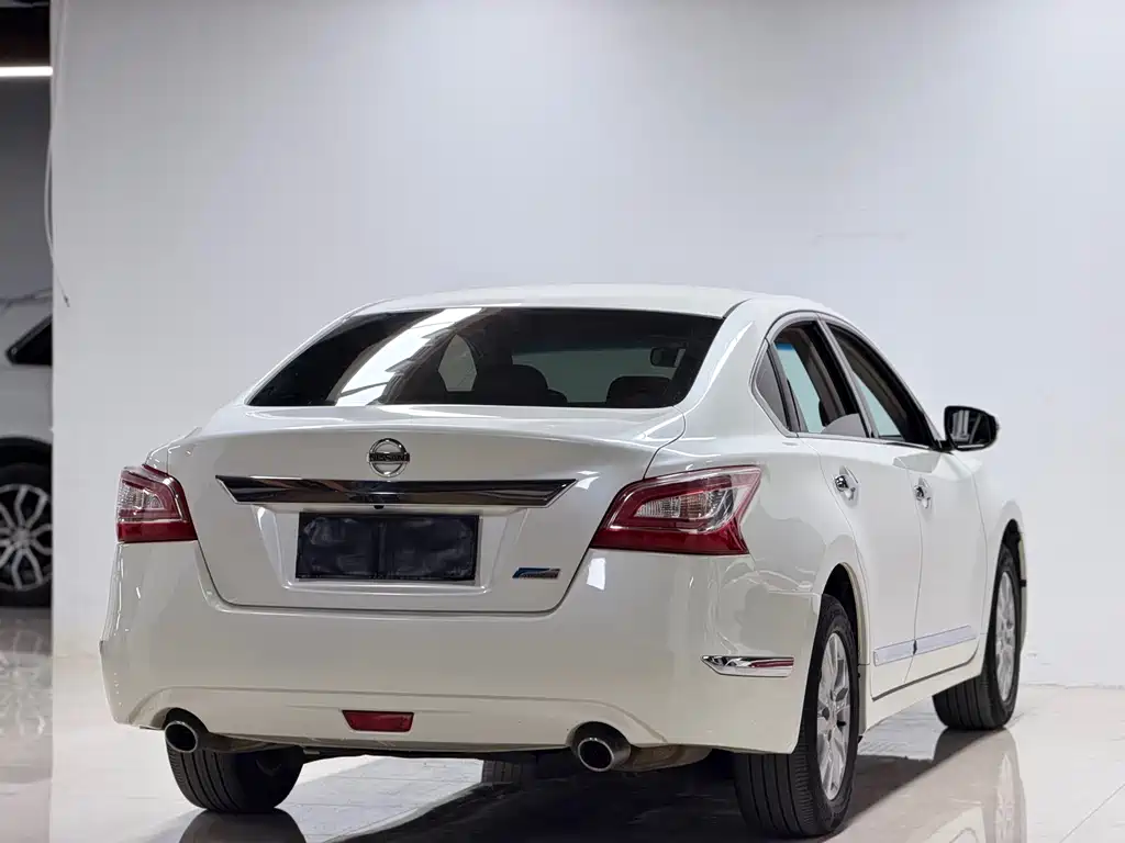 Nissan Teana — миниатюра 5
