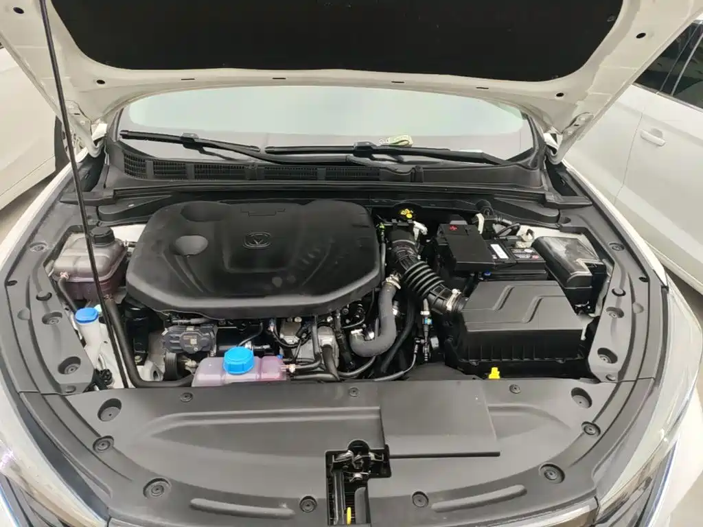 Changan Eado — миниатюра 20