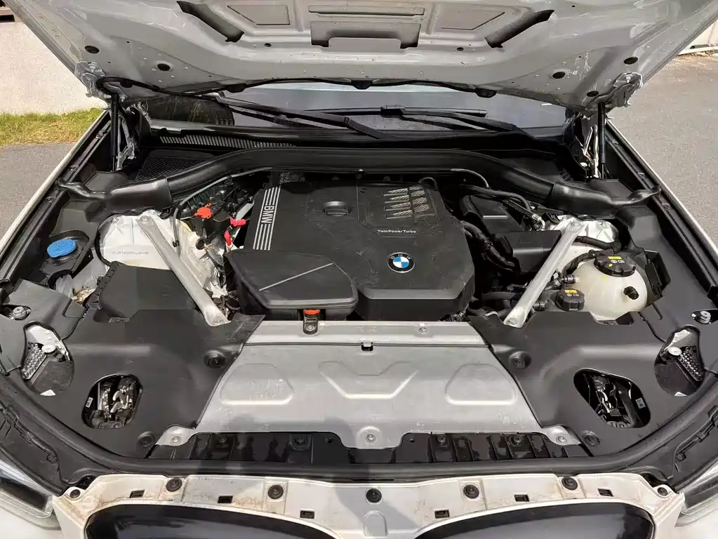 BMW X3 — миниатюра 8
