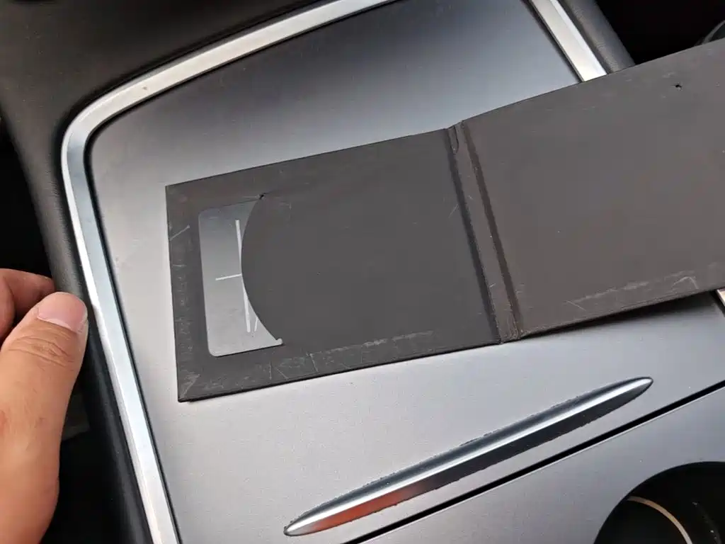 Tesla Model 3 — миниатюра 9