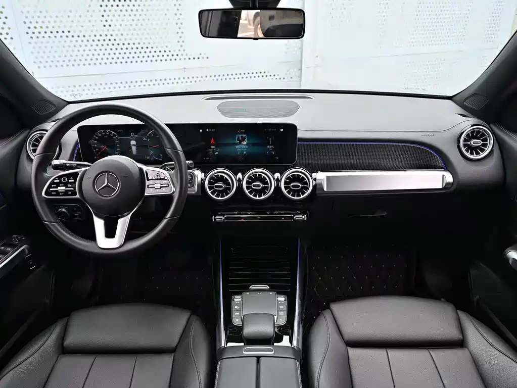 Mercedes-Benz GLB — миниатюра 4