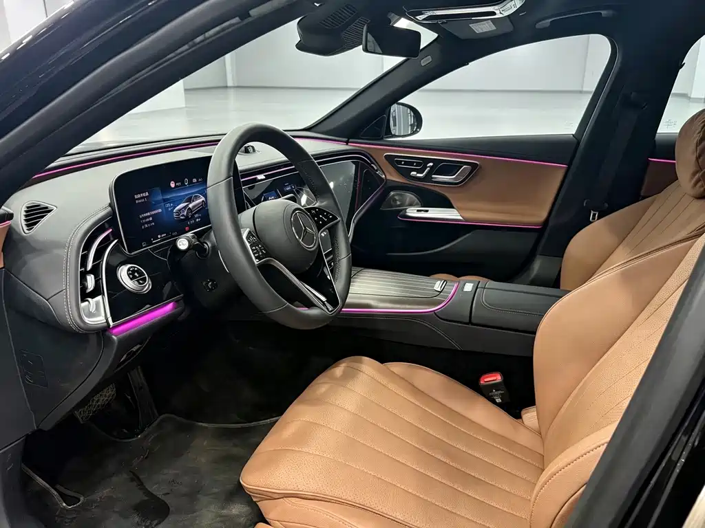 Mercedes-Benz E-Class — миниатюра 6