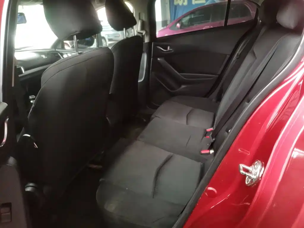 Mazda 3 Axela — миниатюра 13