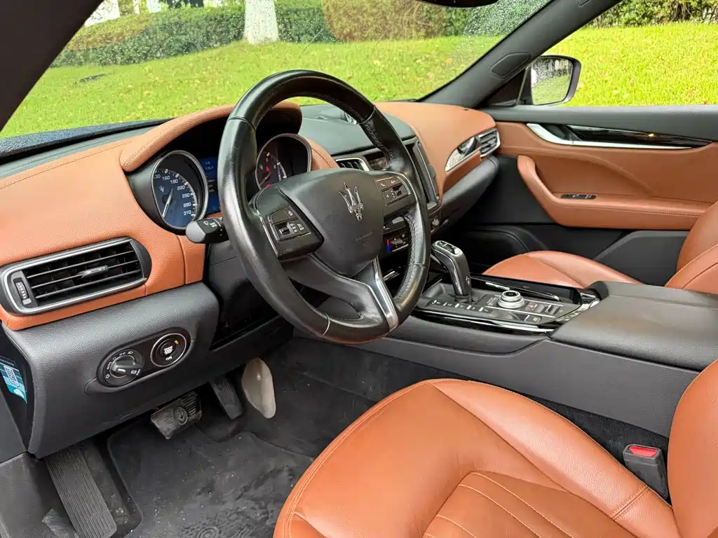 Maserati Levante — миниатюра 7