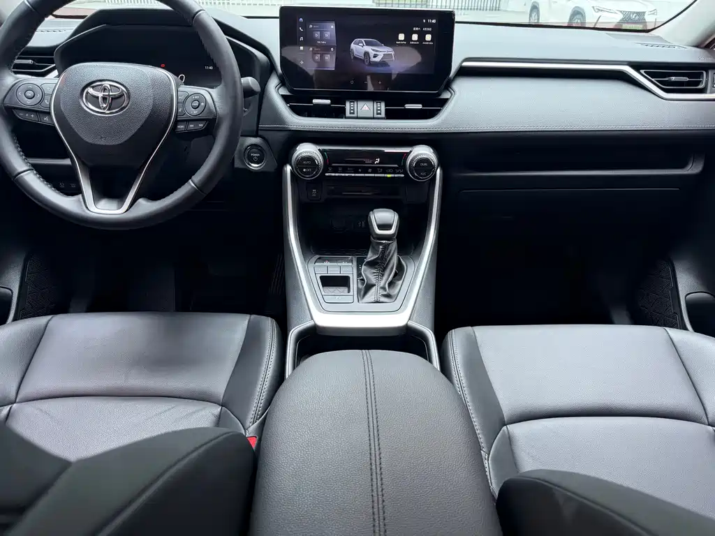 Toyota Wildlander 2024 2.5L E-CVT Luxury PLUS