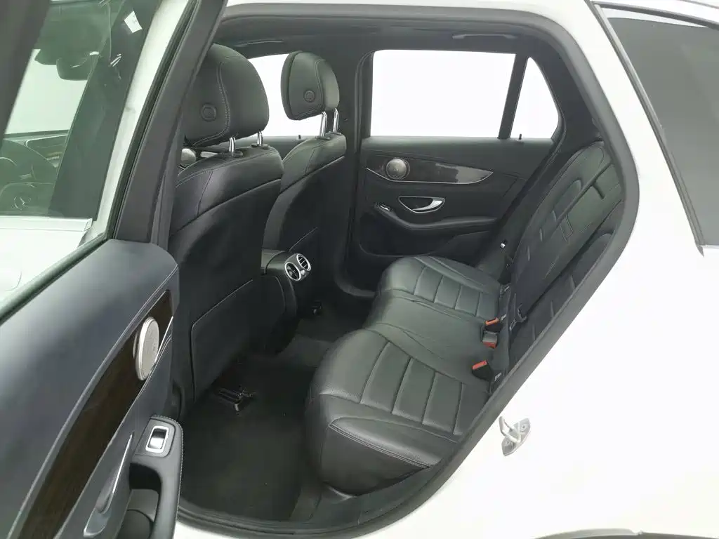 Mercedes-Benz GLC — миниатюра 15