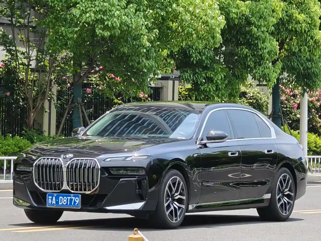 BMW 7 Series 2024