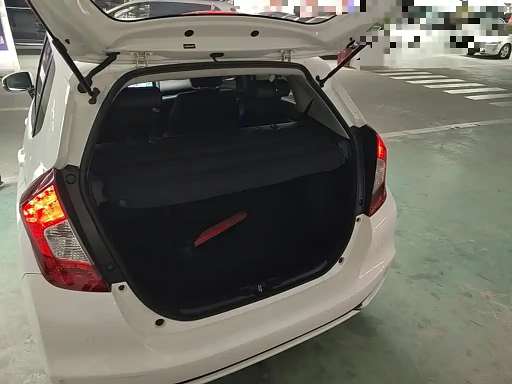 Honda Fit — миниатюра 19