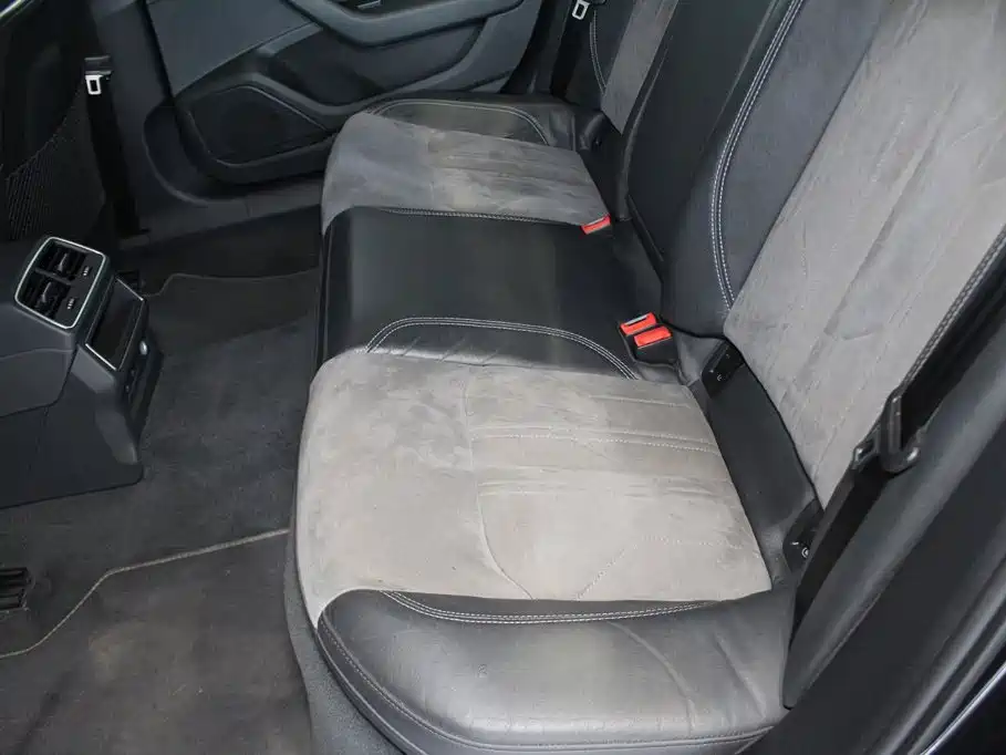 Audi A6L — миниатюра 9