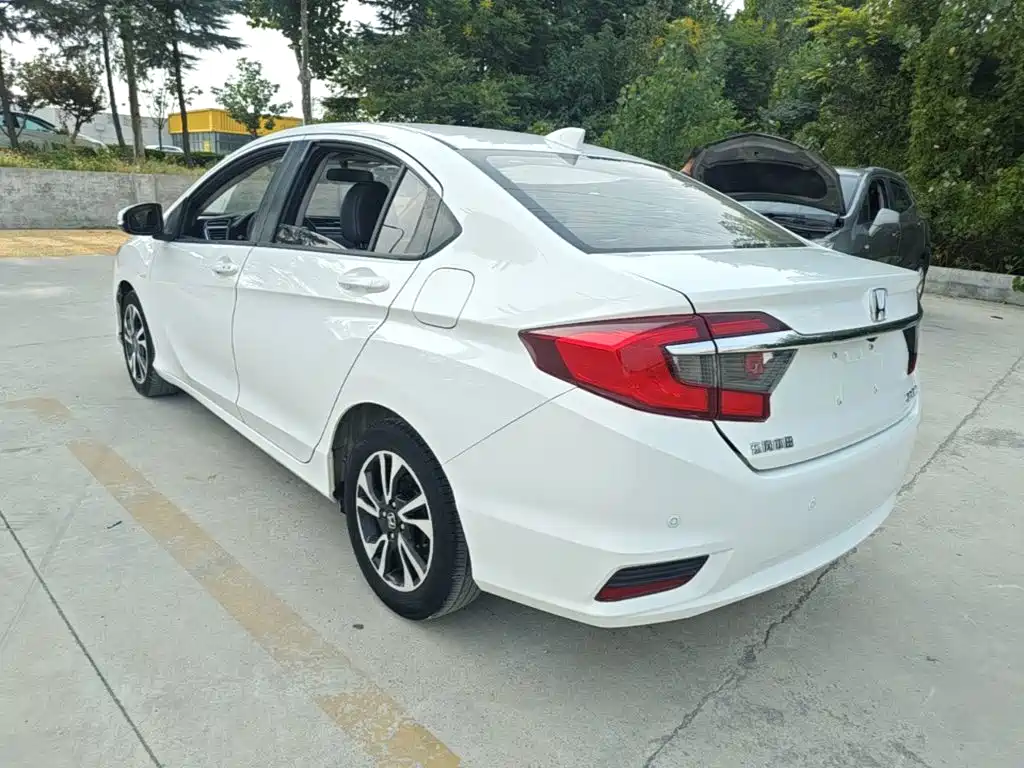 Honda Greiz — миниатюра 5