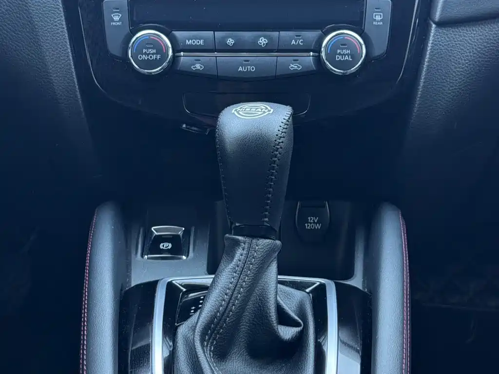 Nissan Qashqai — миниатюра 9