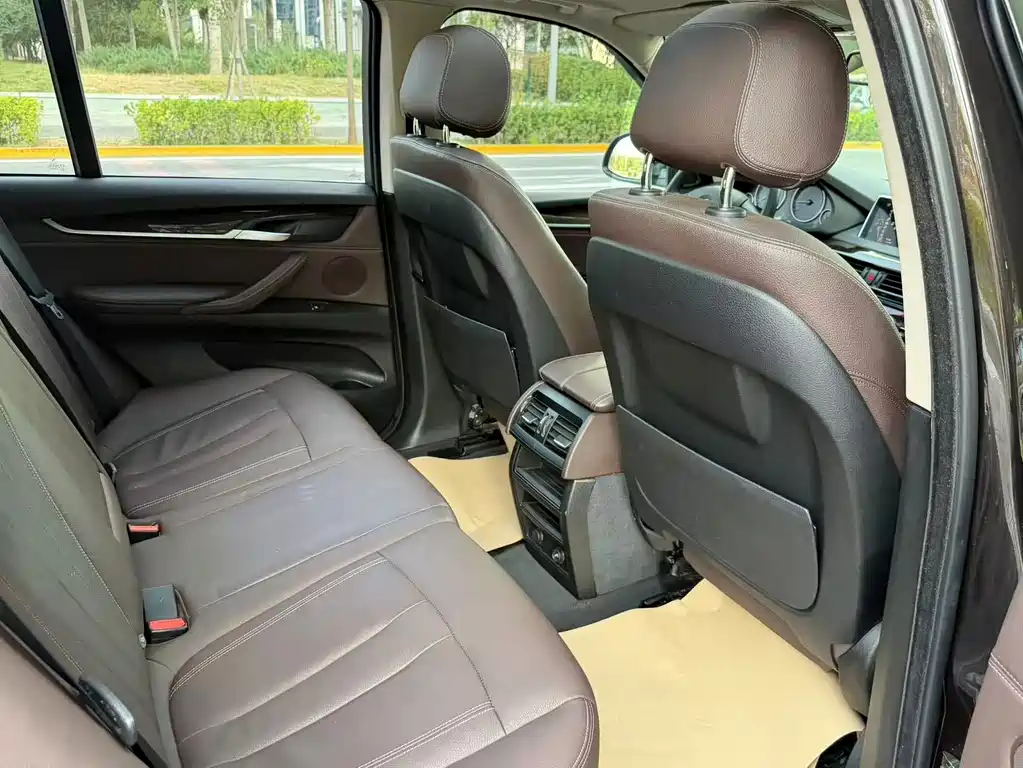 BMW X5 (Import) — миниатюра 23